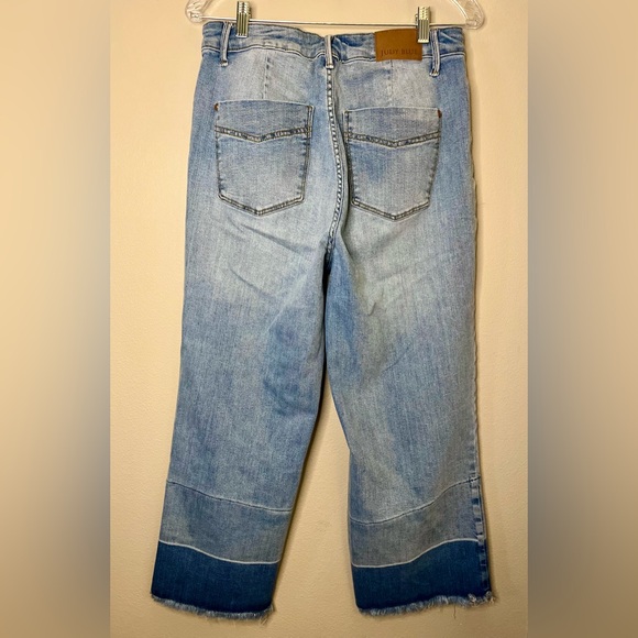 Judy Blue Cropped Denim Jeans - Picture 3 of 4